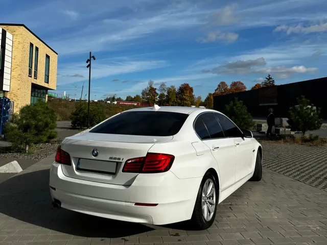 BMW 5 серії - фото 2