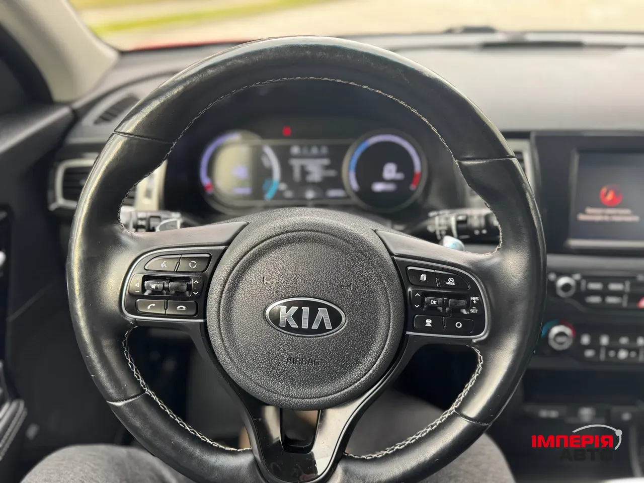 Kia Niro - фото 27