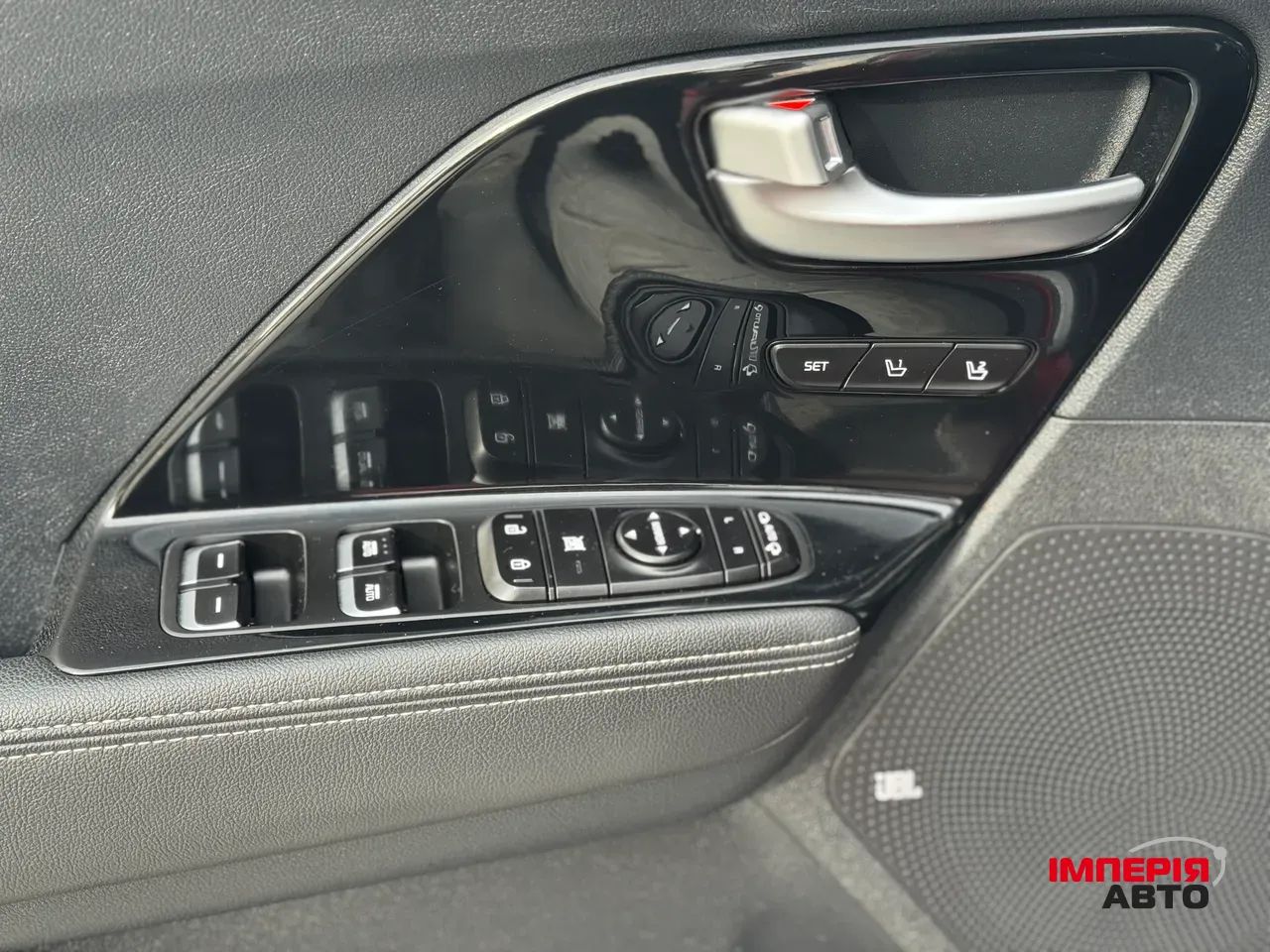 Kia Niro - фото 18