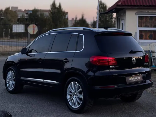 Volkswagen Tiguan - фото 5