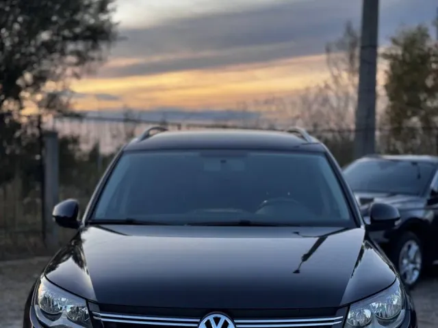 Volkswagen Tiguan - фото 3