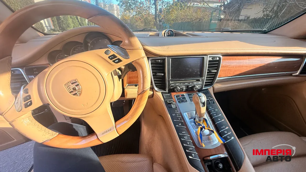 Porsche Panamera - фото 11