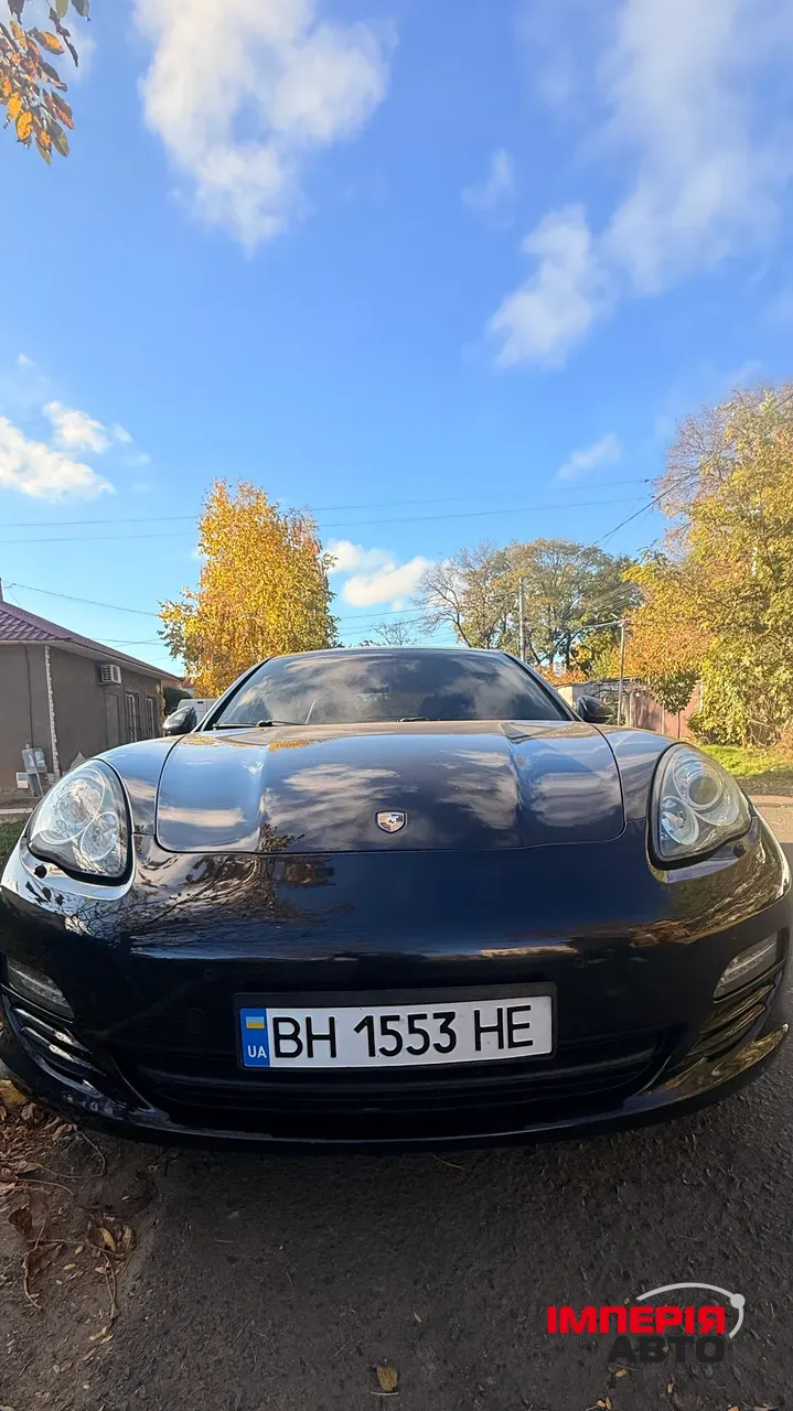 Porsche Panamera - фото 1
