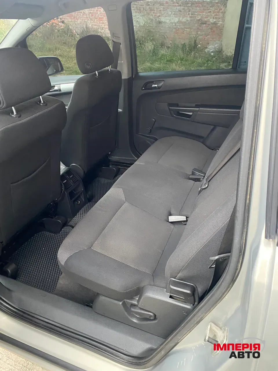 Opel Zafira - фото 5