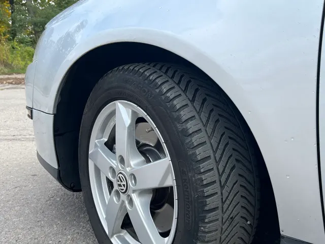 Volkswagen Passat - фото 3