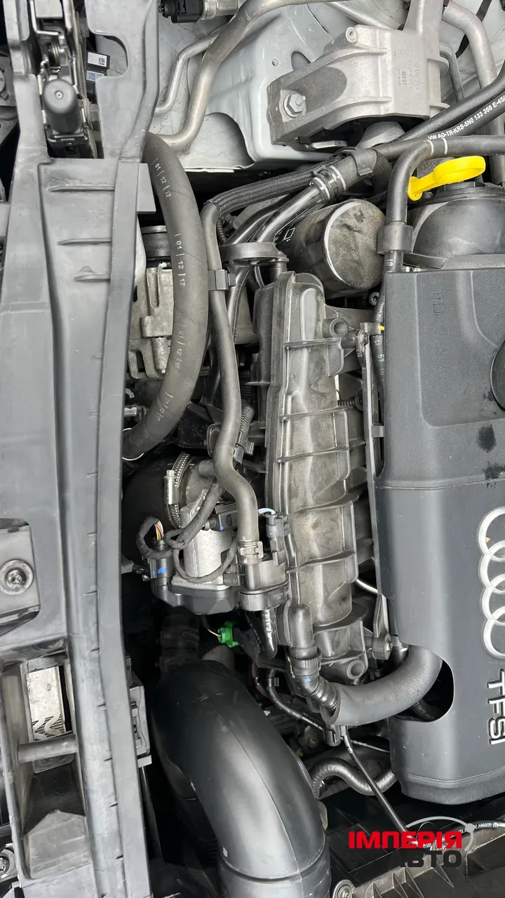 Audi Q3 - фото 25