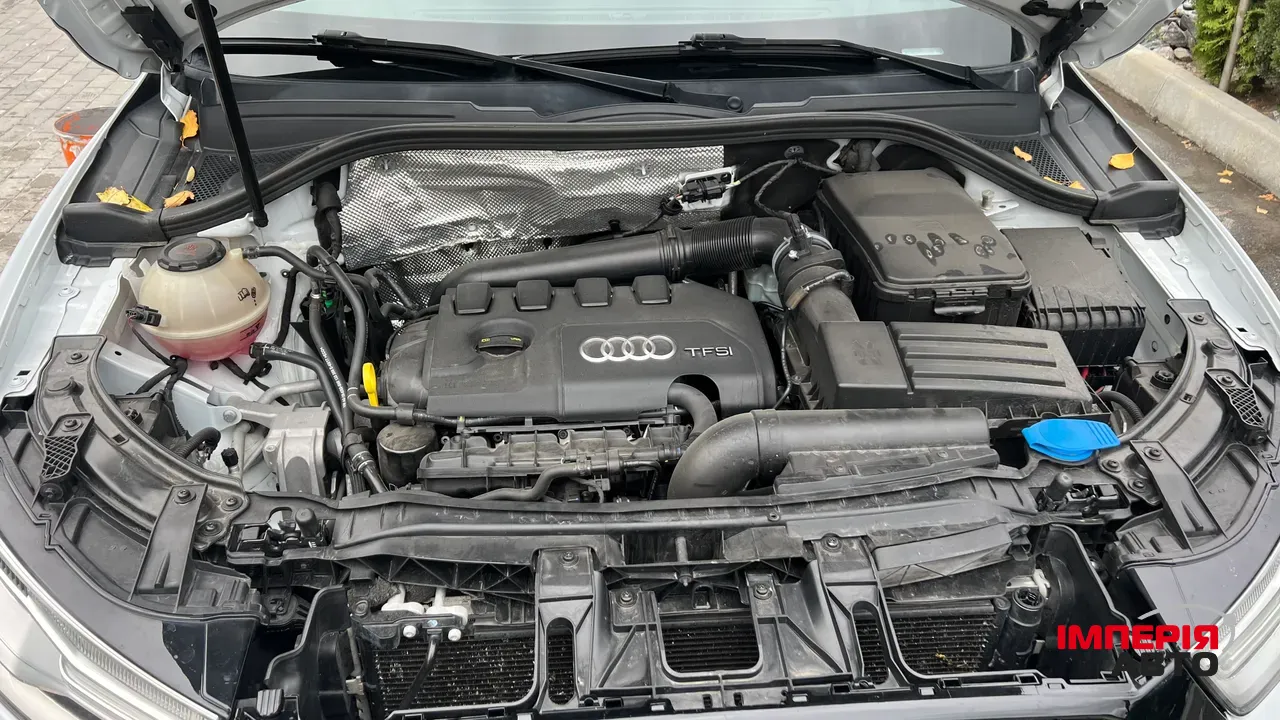 Audi Q3 - фото 27