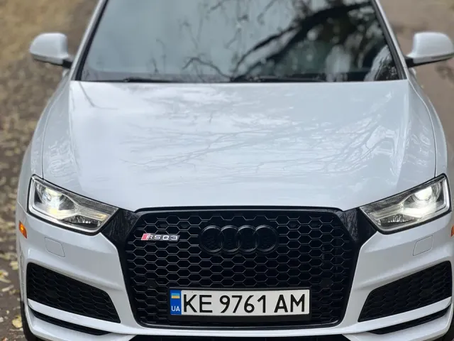 Audi Q3 - фото 1