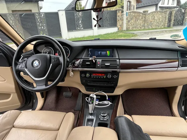BMW X5 - фото 4