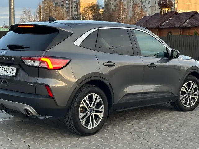 Ford Escape - фото 3