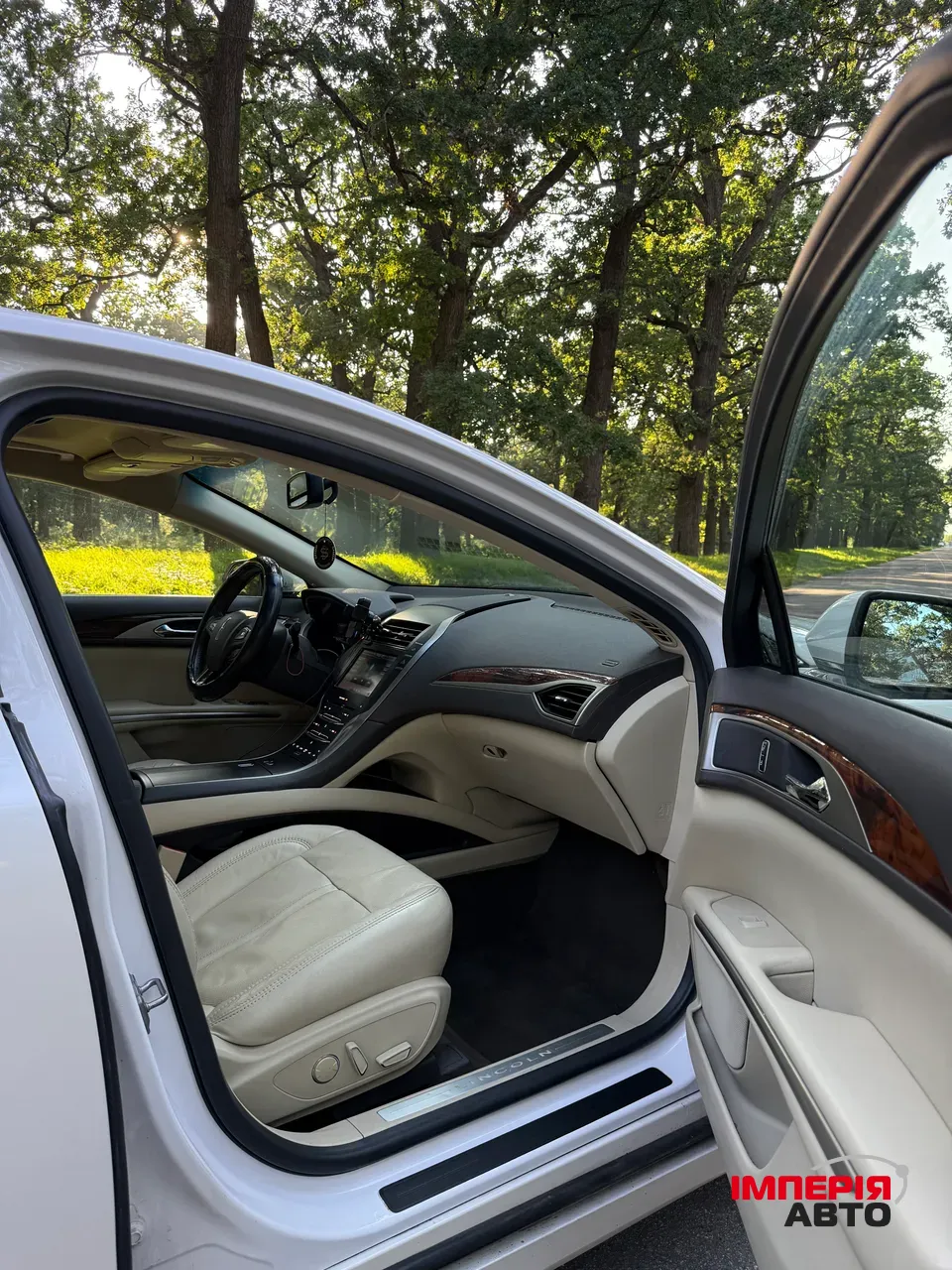 Lincoln MKZ - фото 12