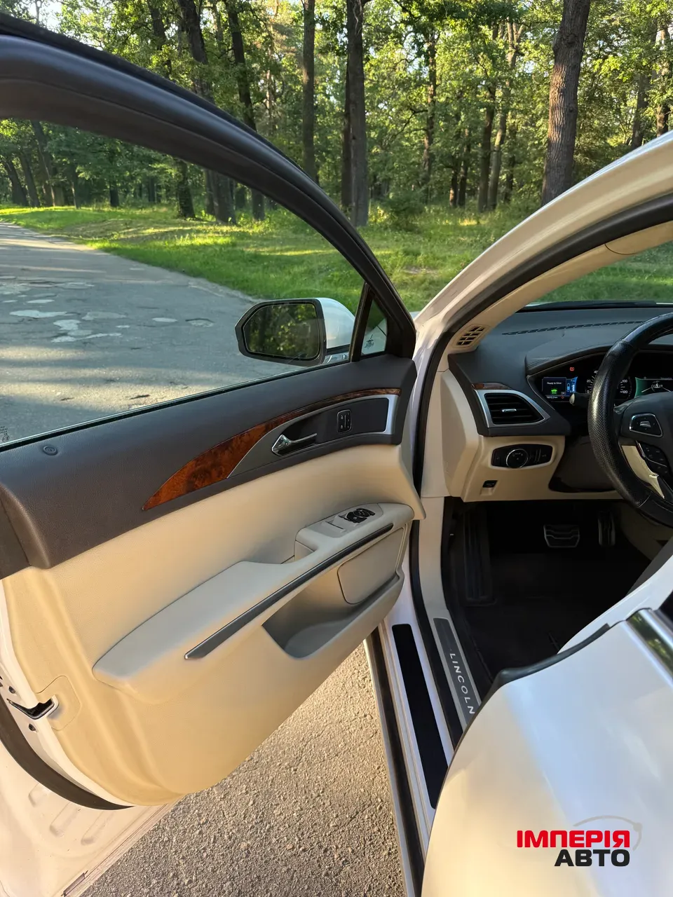 Lincoln MKZ - фото 8