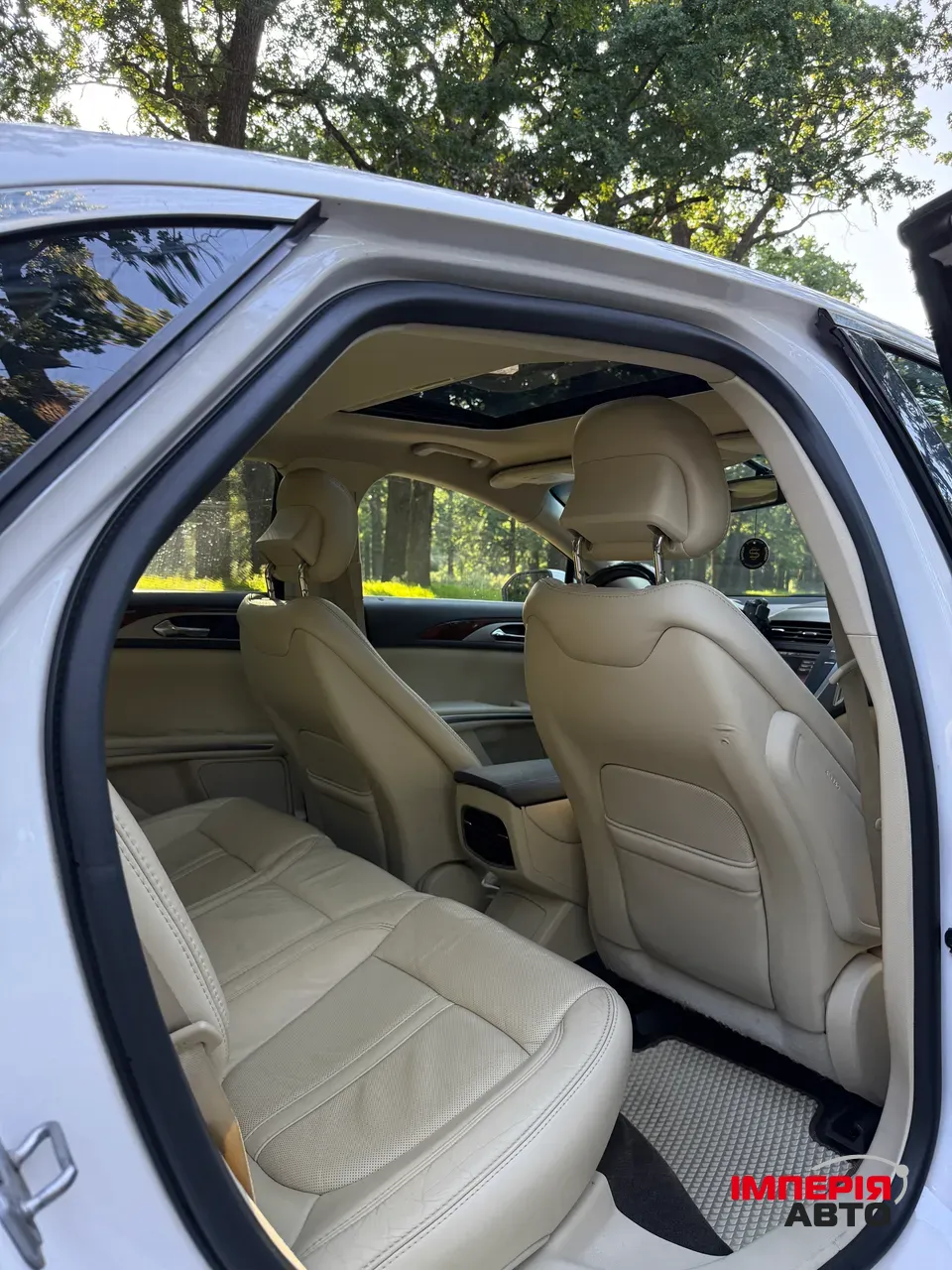 Lincoln MKZ - фото 9