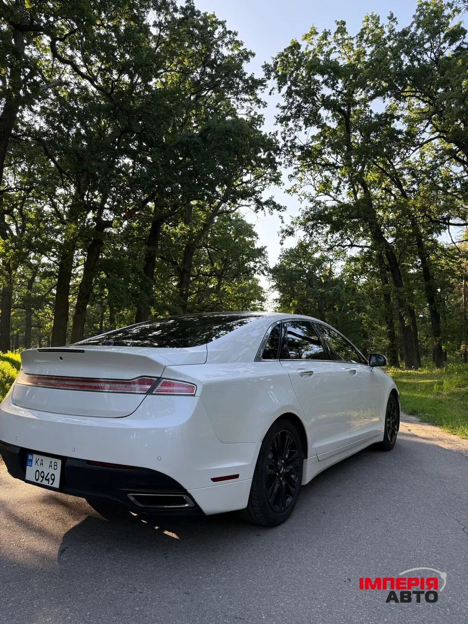 Lincoln MKZ - фото 6