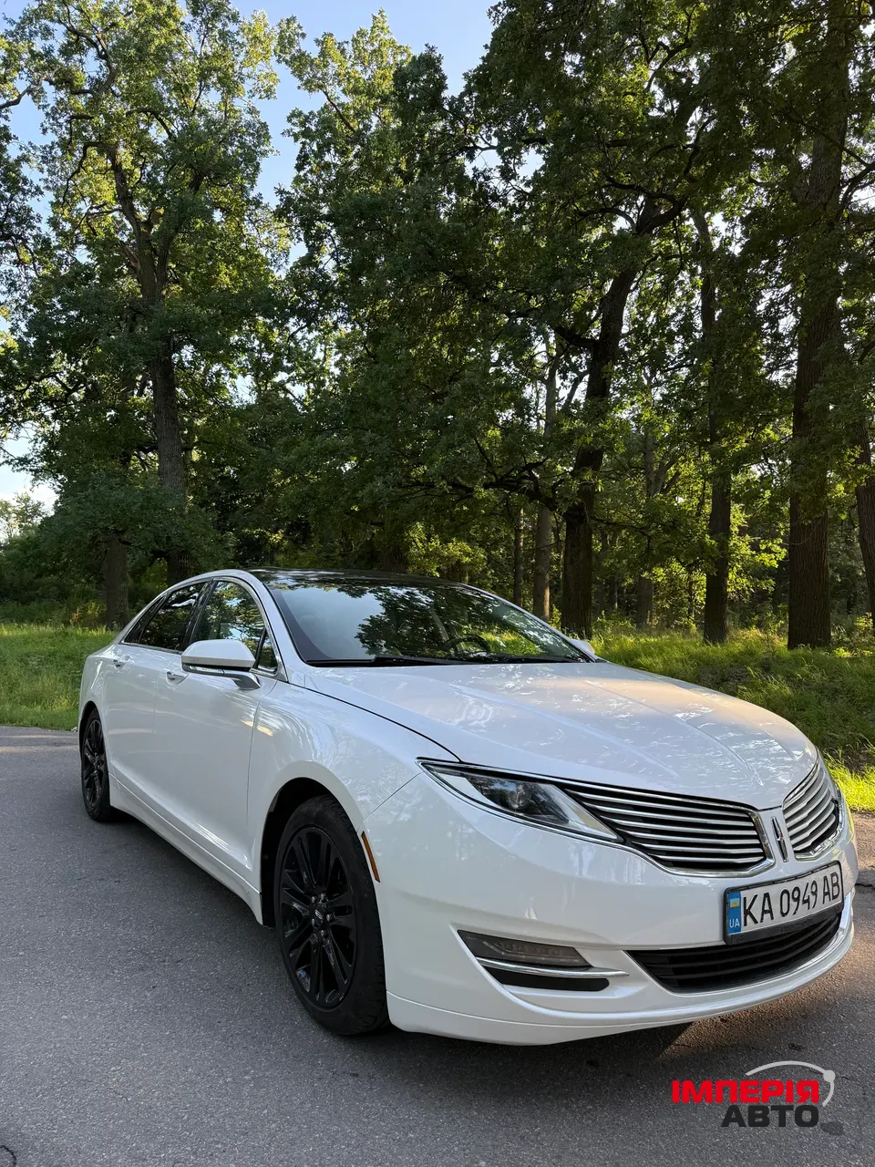 Lincoln MKZ - фото 3
