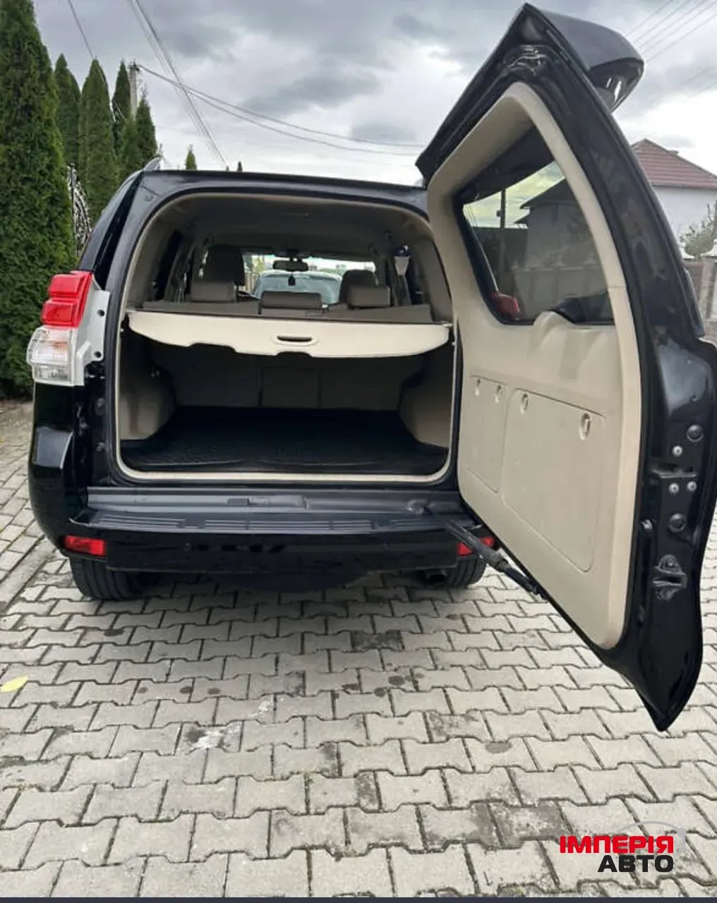 Toyota Land Cruiser Prado - фото 1