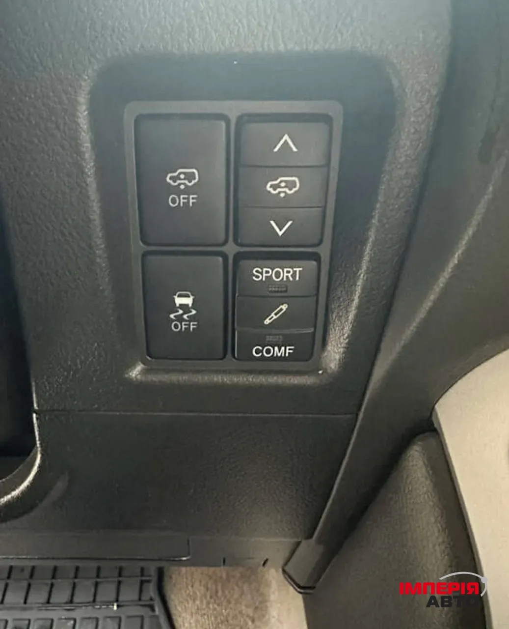 Toyota Land Cruiser Prado - фото 5