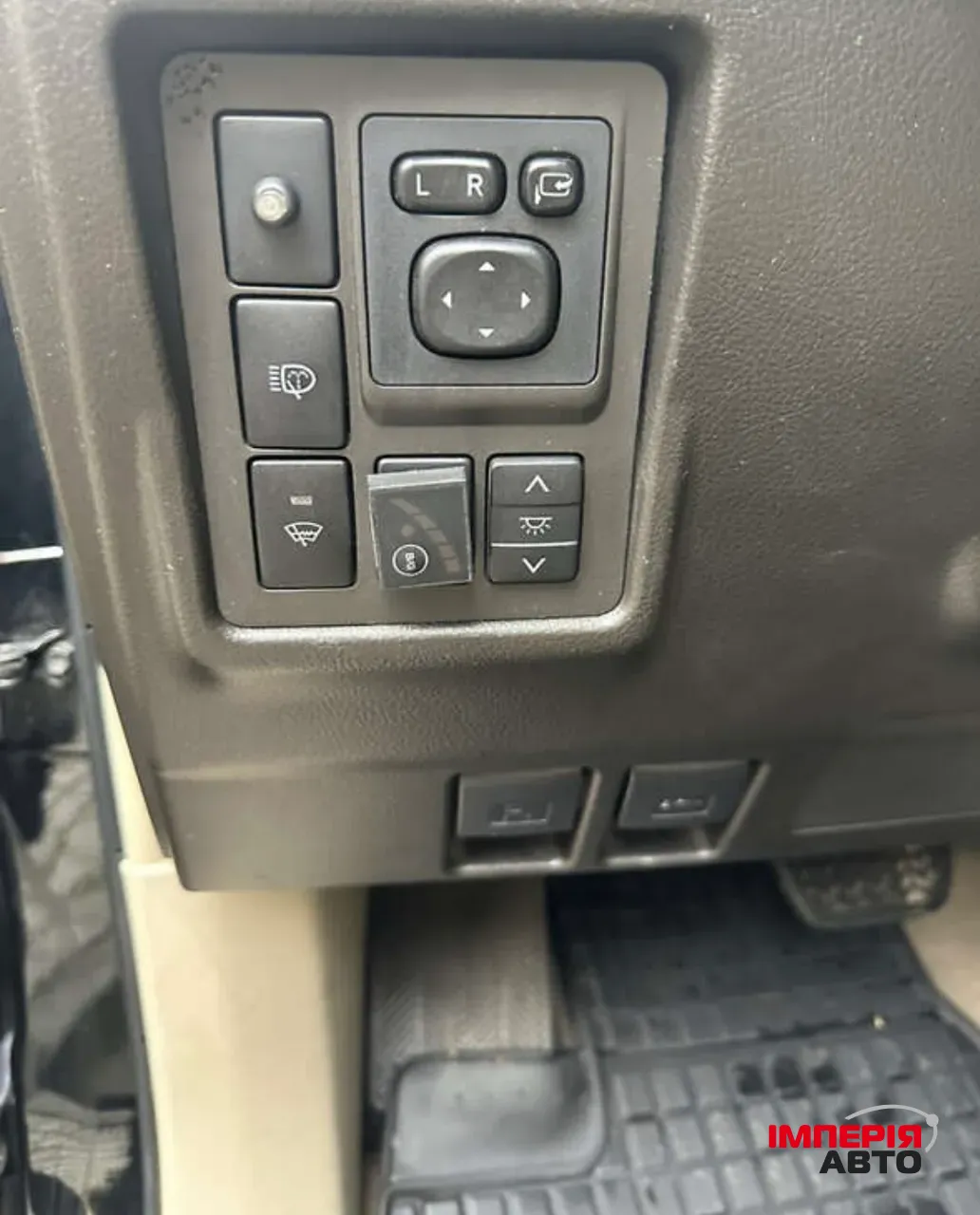 Toyota Land Cruiser Prado - фото 6