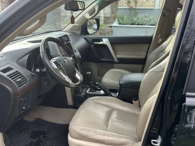 Toyota Land Cruiser Prado - фото 3