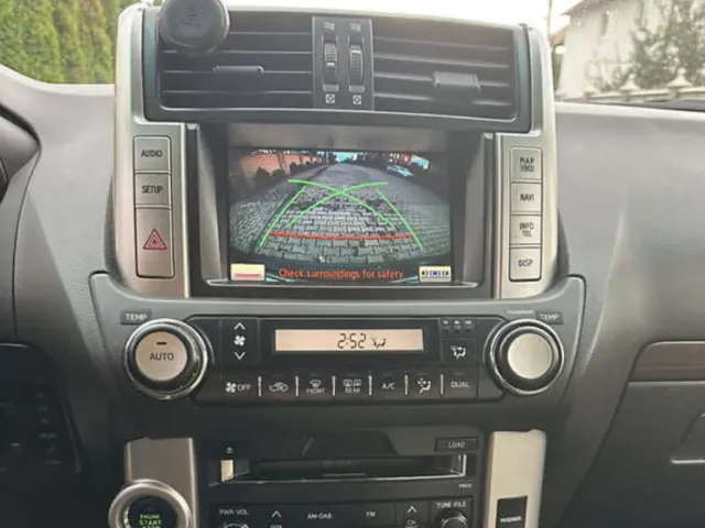 Toyota Land Cruiser Prado - фото 4