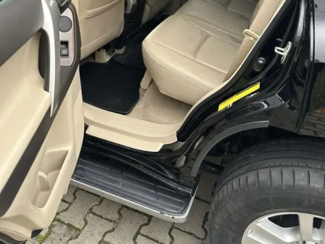 Toyota Land Cruiser Prado - фото 2