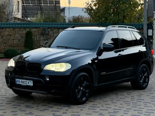 BMW X5 - фото 5