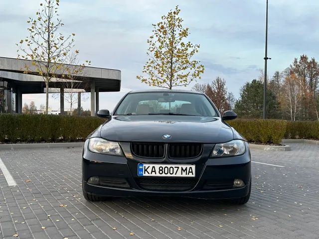 BMW 3 серії - фото 1