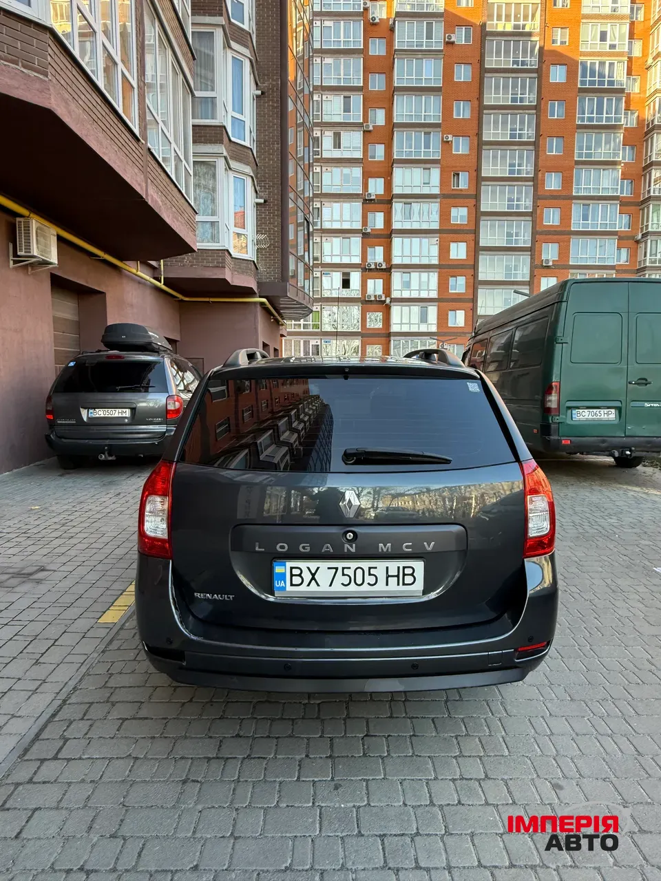 Renault Logan - фото 4