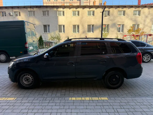 Renault Logan - фото 3