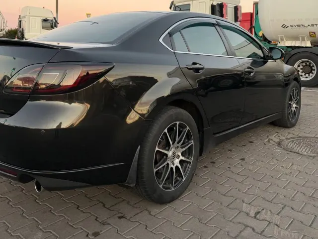 Mazda 6 - фото 4