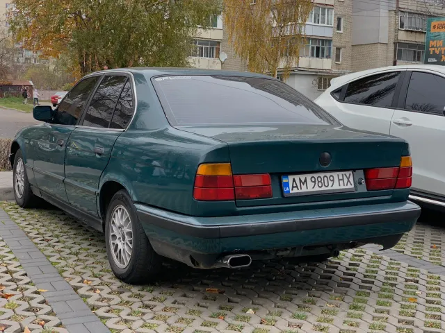 BMW 5 серії - фото 2