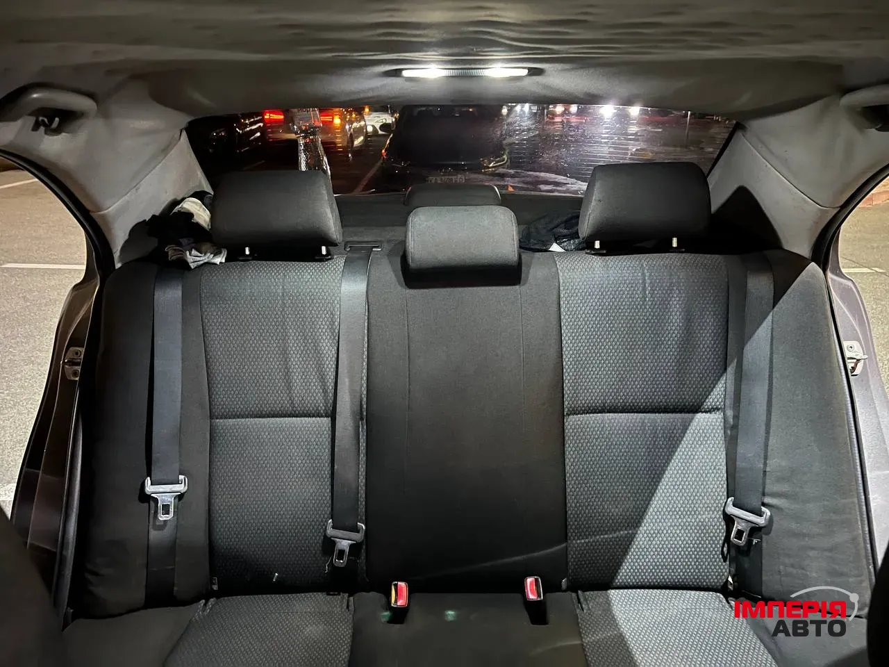 Toyota Avensis - фото 10