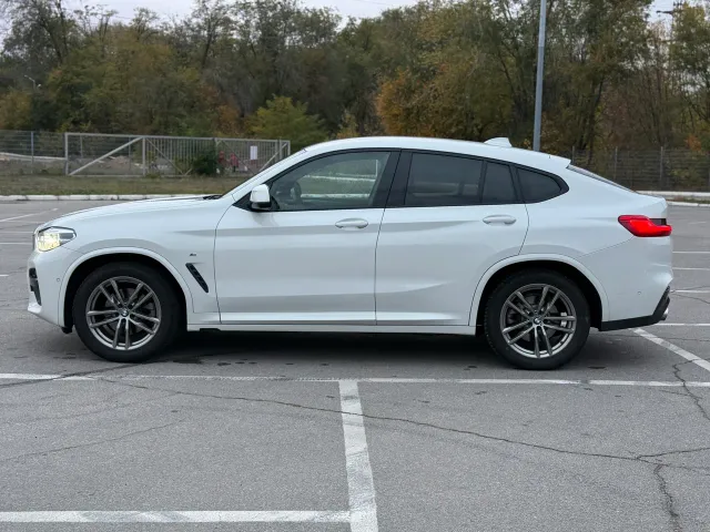 BMW X4 - фото 2