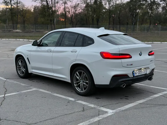 BMW X4 - фото 3