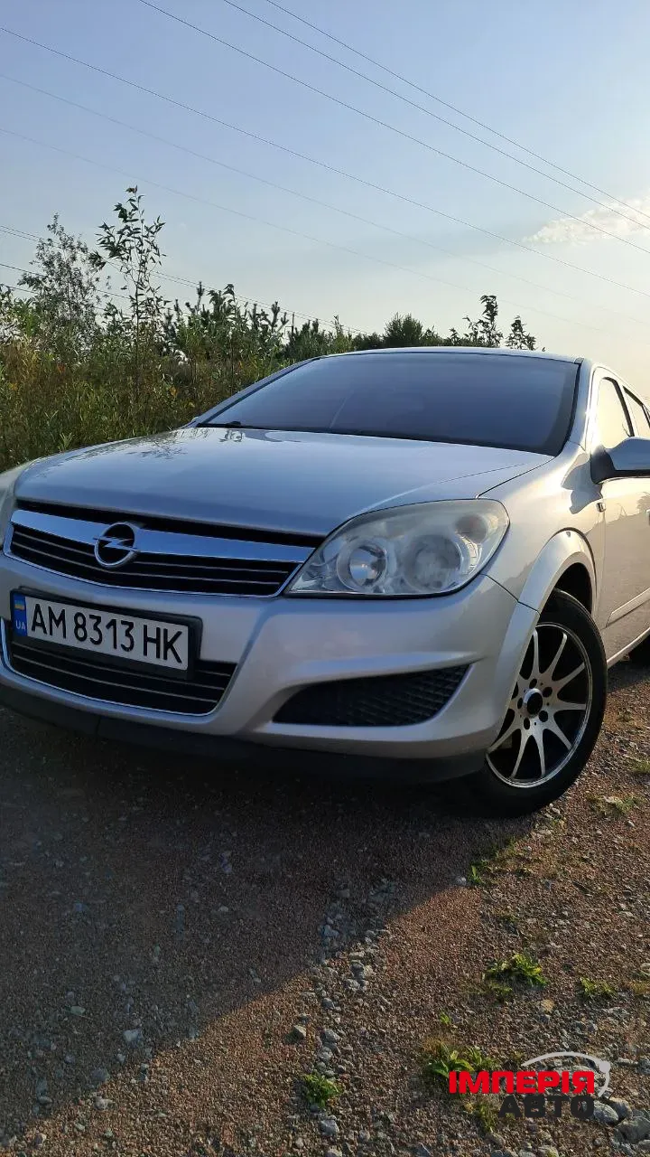 Opel Astra - фото 2
