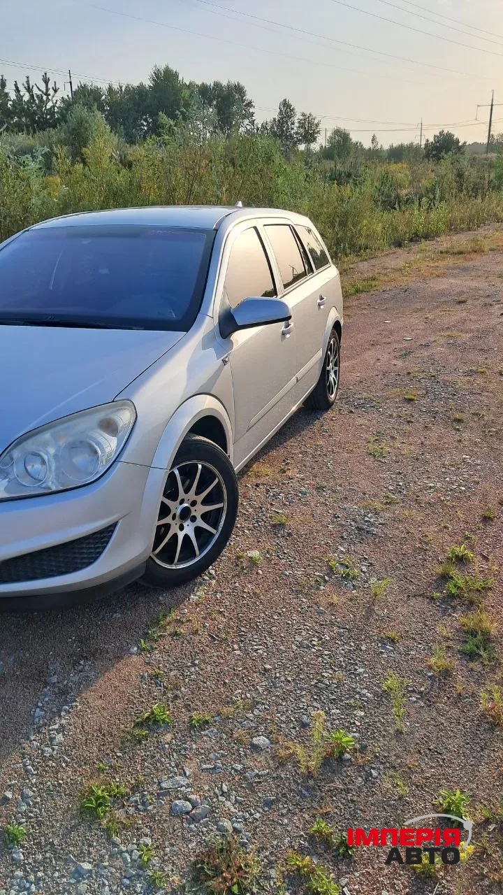 Opel Astra - фото 4