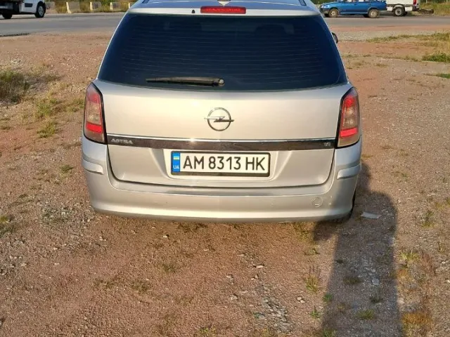 Opel Astra - фото 5