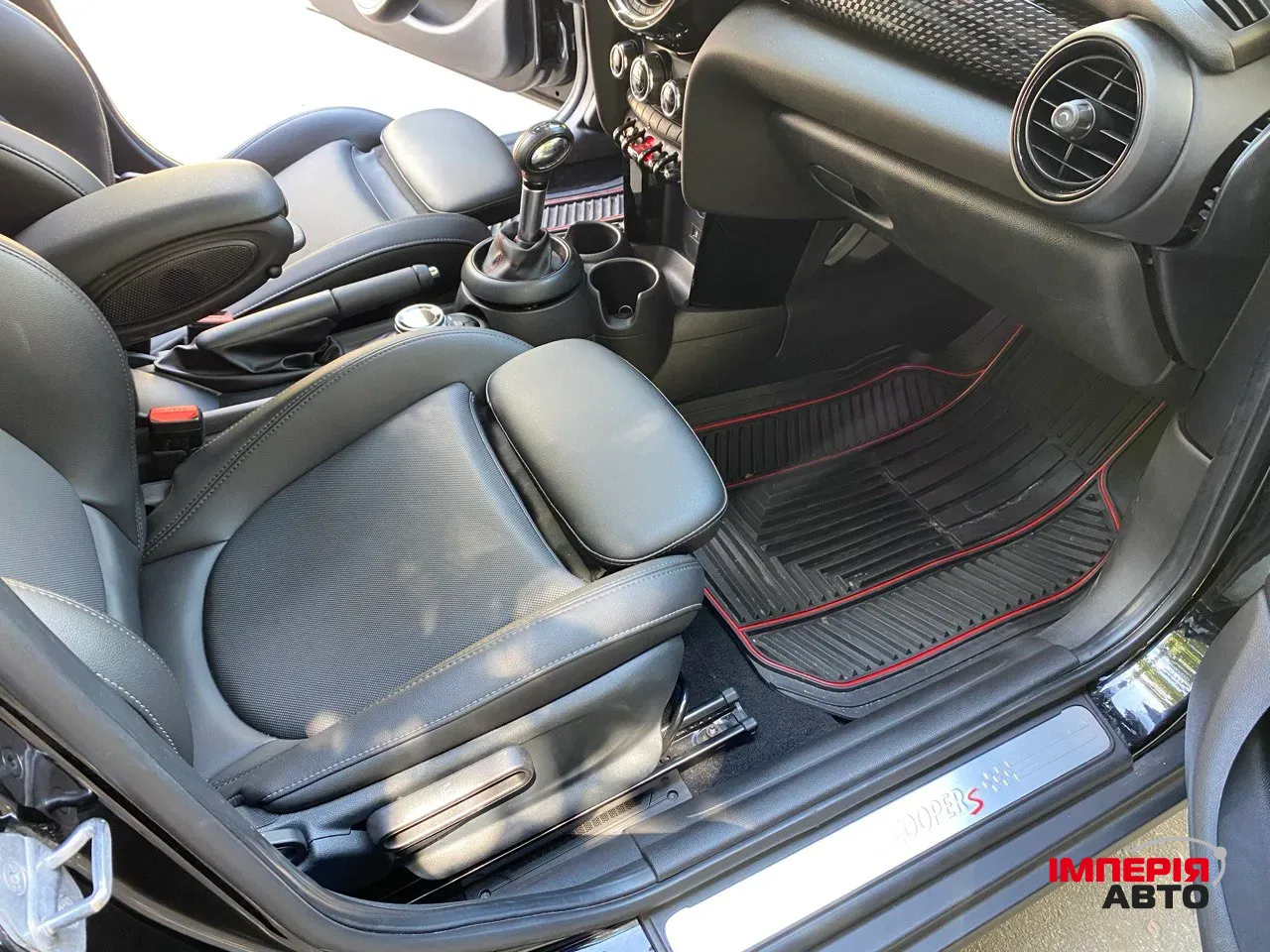 Mini Hatch - фото 9