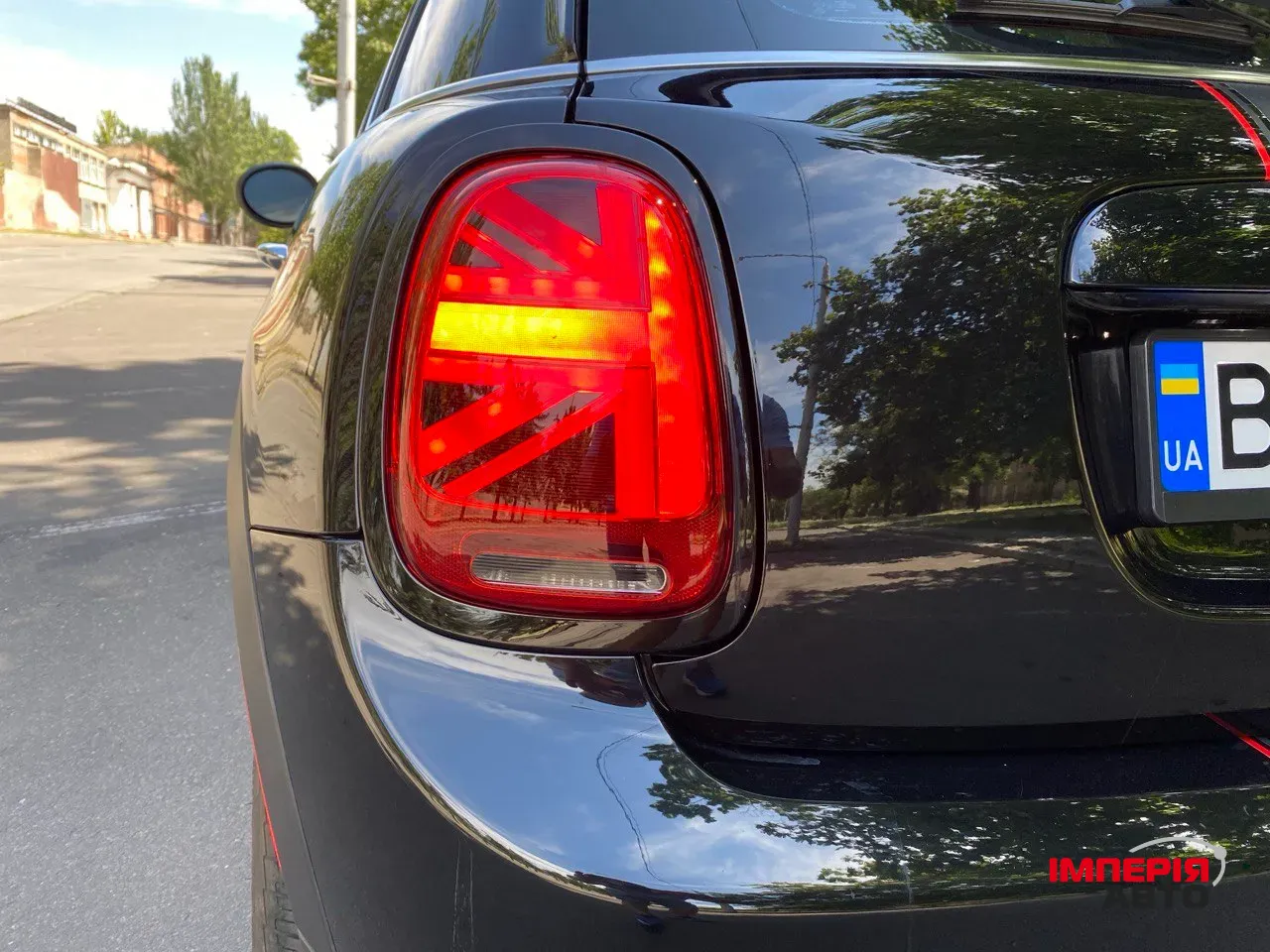 Mini Hatch - фото 8