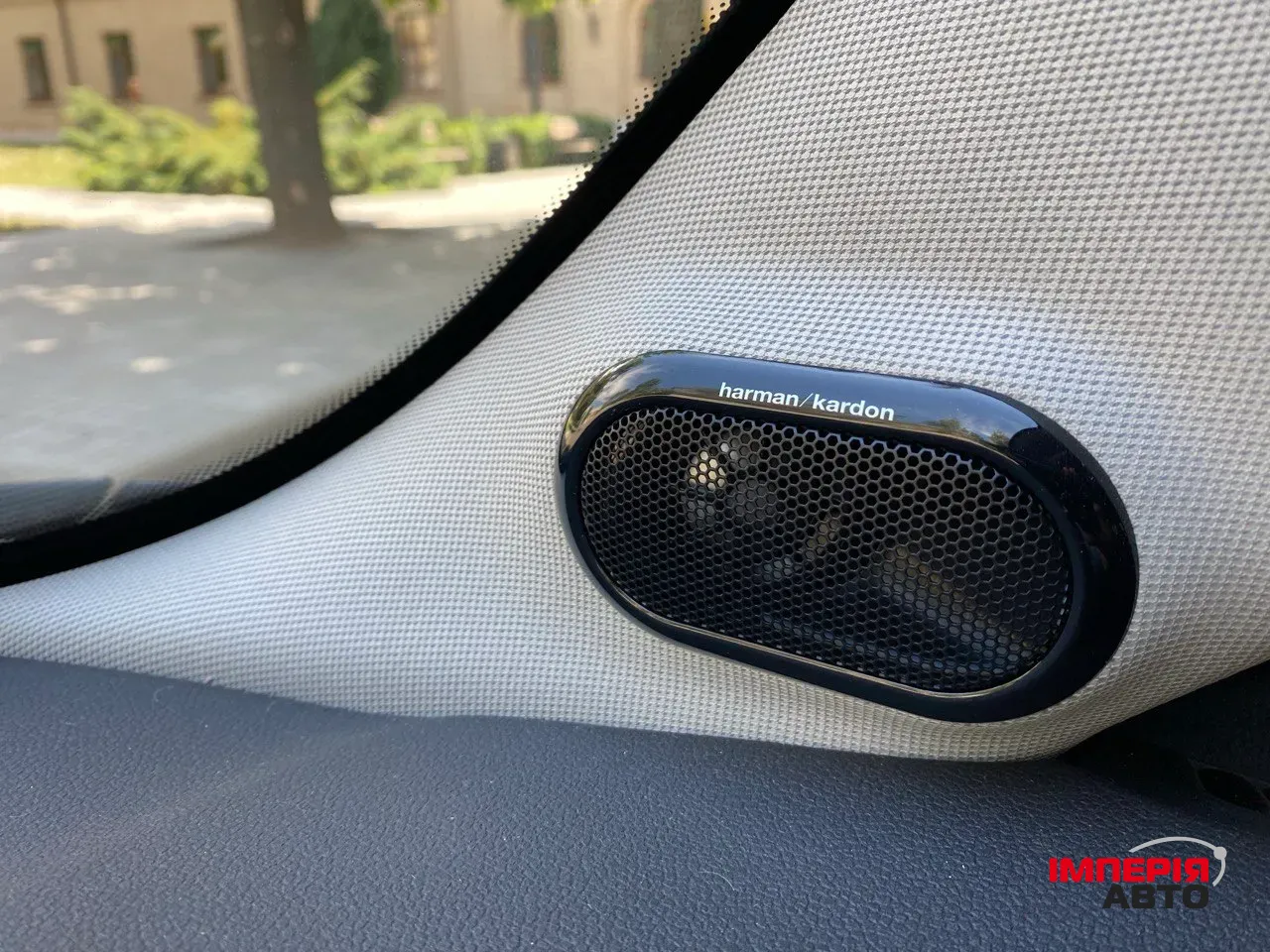 Mini Hatch - фото 12