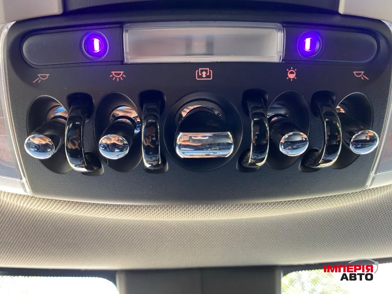 Mini Hatch - фото 19