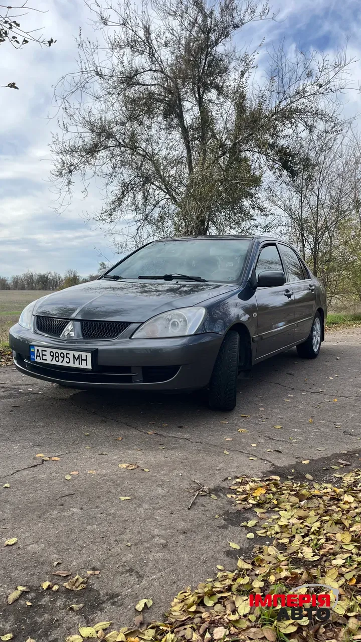 Mitsubishi Lancer - фото 3