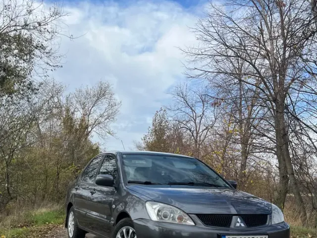 Mitsubishi Lancer - фото 2