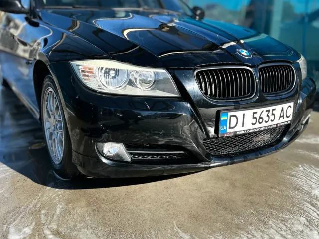 BMW 3 серії - фото 1