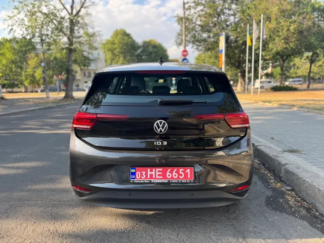 Volkswagen ID.3 - фото 4