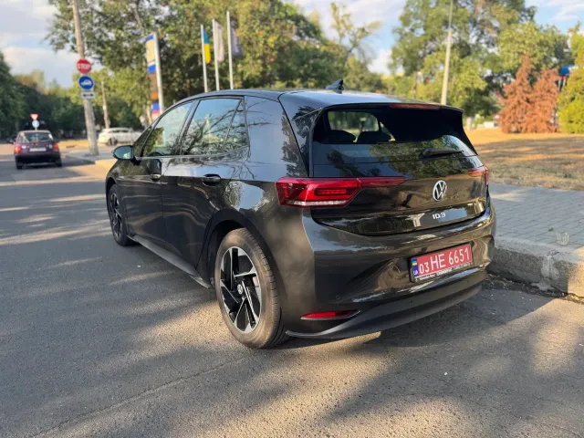 Volkswagen ID.3 - фото 5