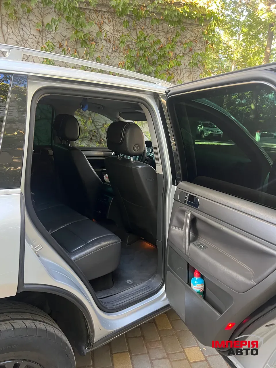 Volkswagen Touareg - фото 12