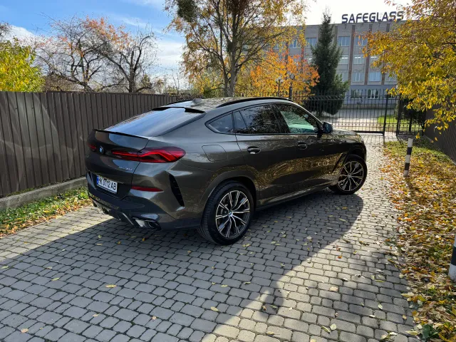 BMW X6 - фото 3