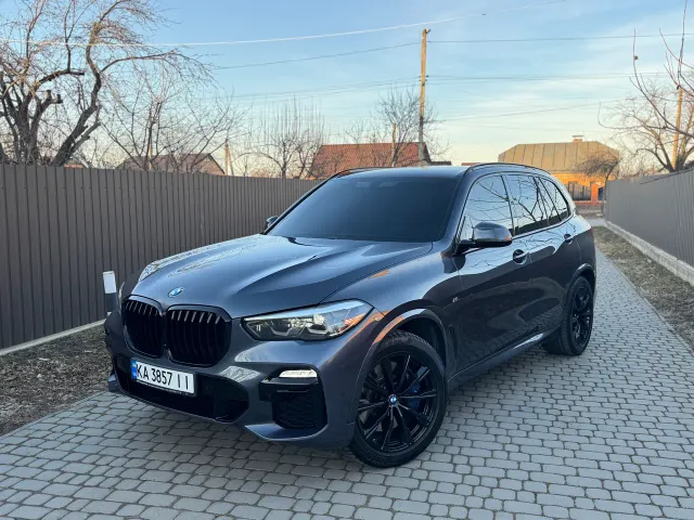 BMW X5 - фото 2