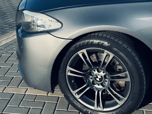 BMW 5 серії - фото 4